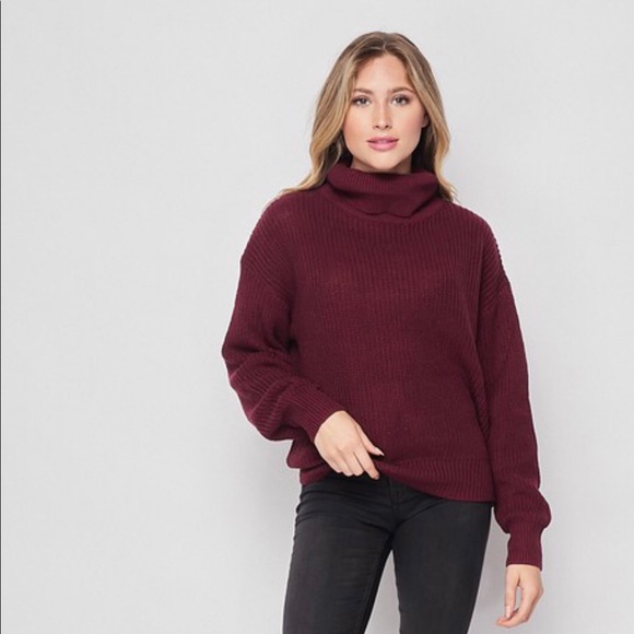 Turtle neck top - Picture 2 of 4